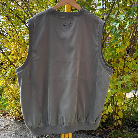 Greg Norman Golf Vest, L - Cherry Buzz