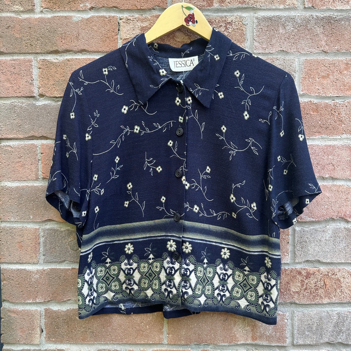 Floral Cropped Short Sleeve Button Up, M