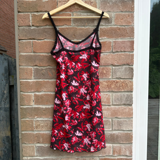 Gloria Vanderbilt Red Floral Sheer Slip, M