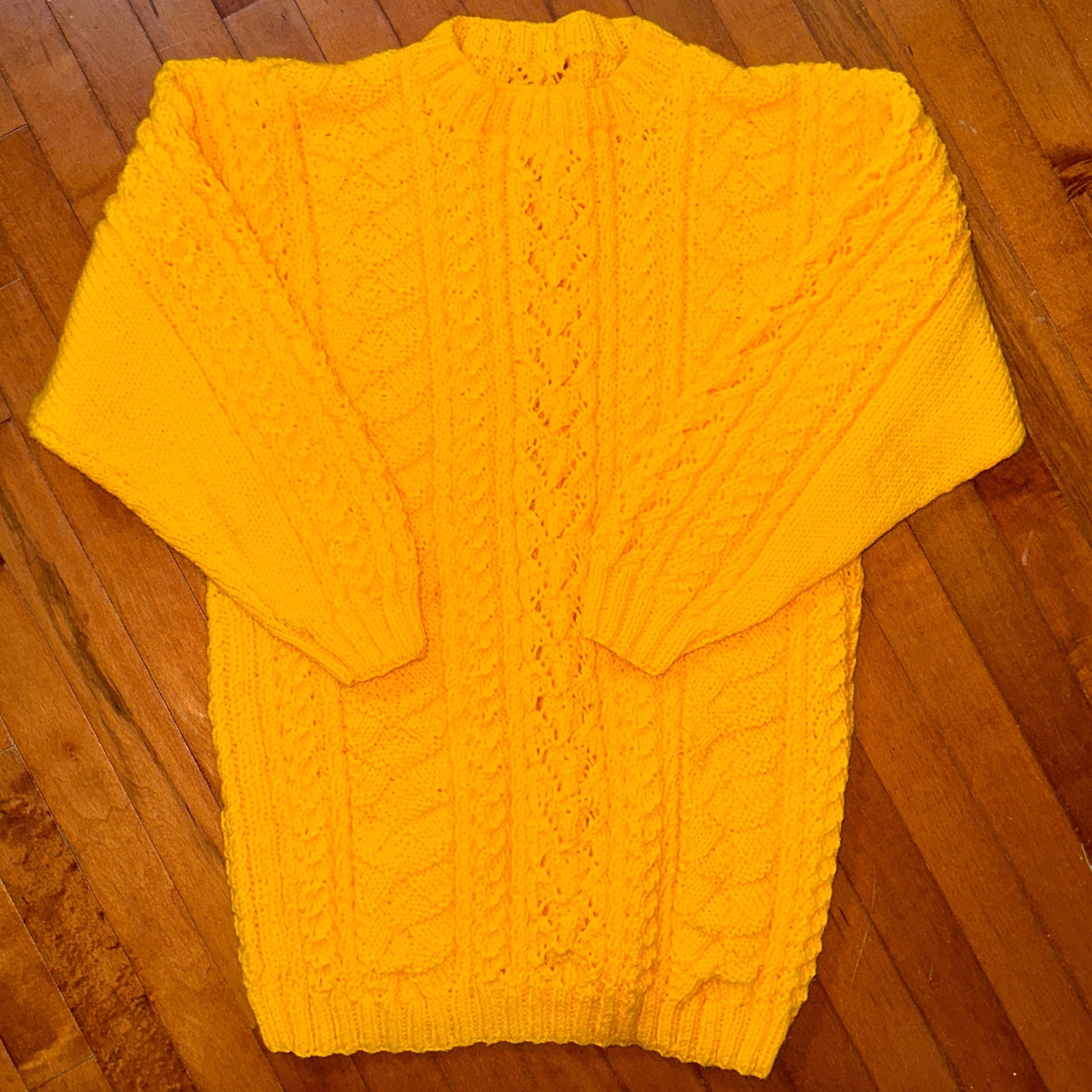 Cable Knit Yellow Sweater, L - Cherry Buzz