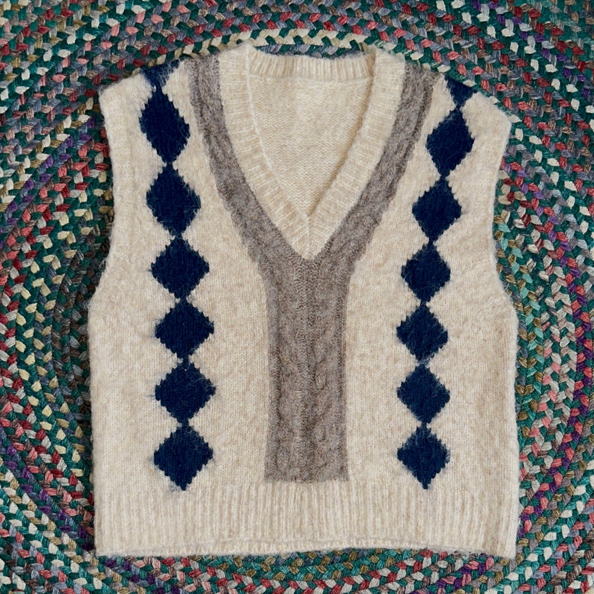 Argyle Sweater Vest, M - Cherry Buzz