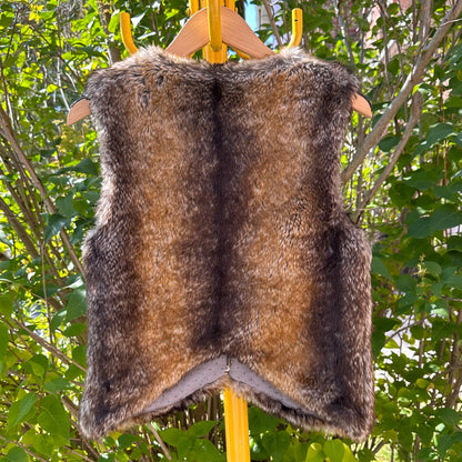 Faux Fur Vest, M - Cherry Buzz