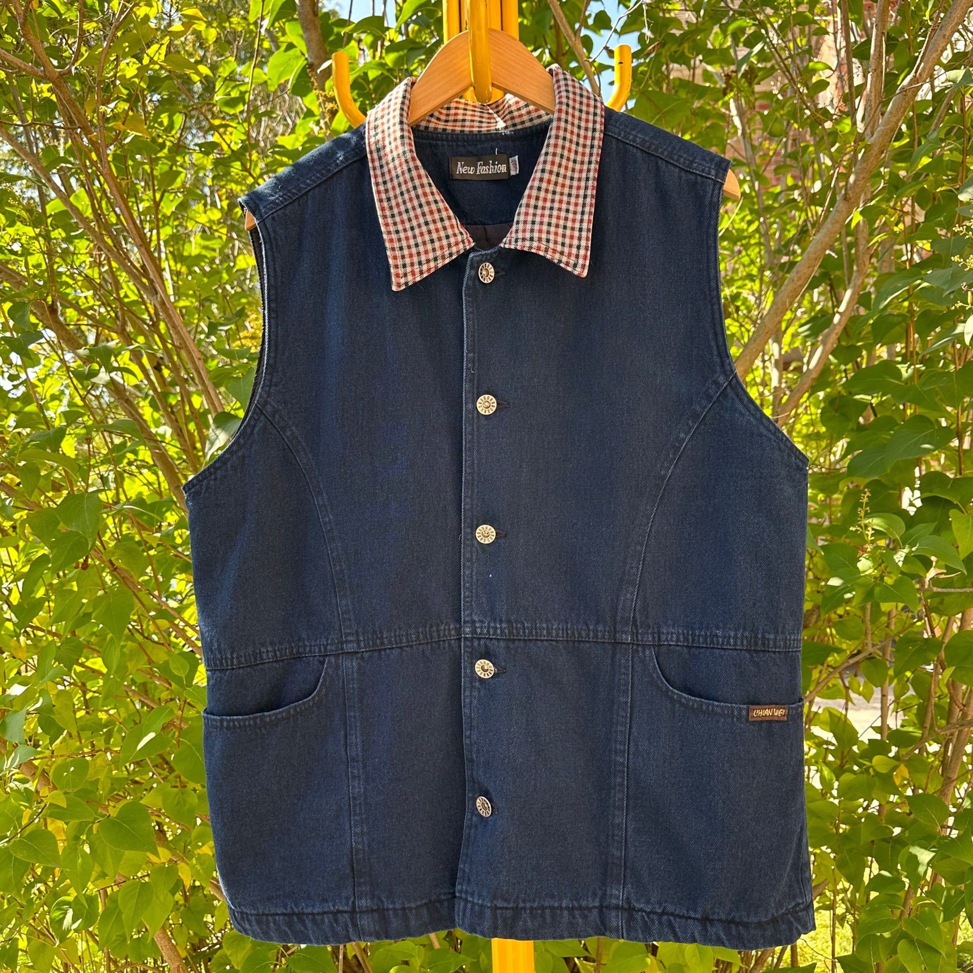 Denim Vest with Hounds Tooth Collar, XXL - Cherry Buzz