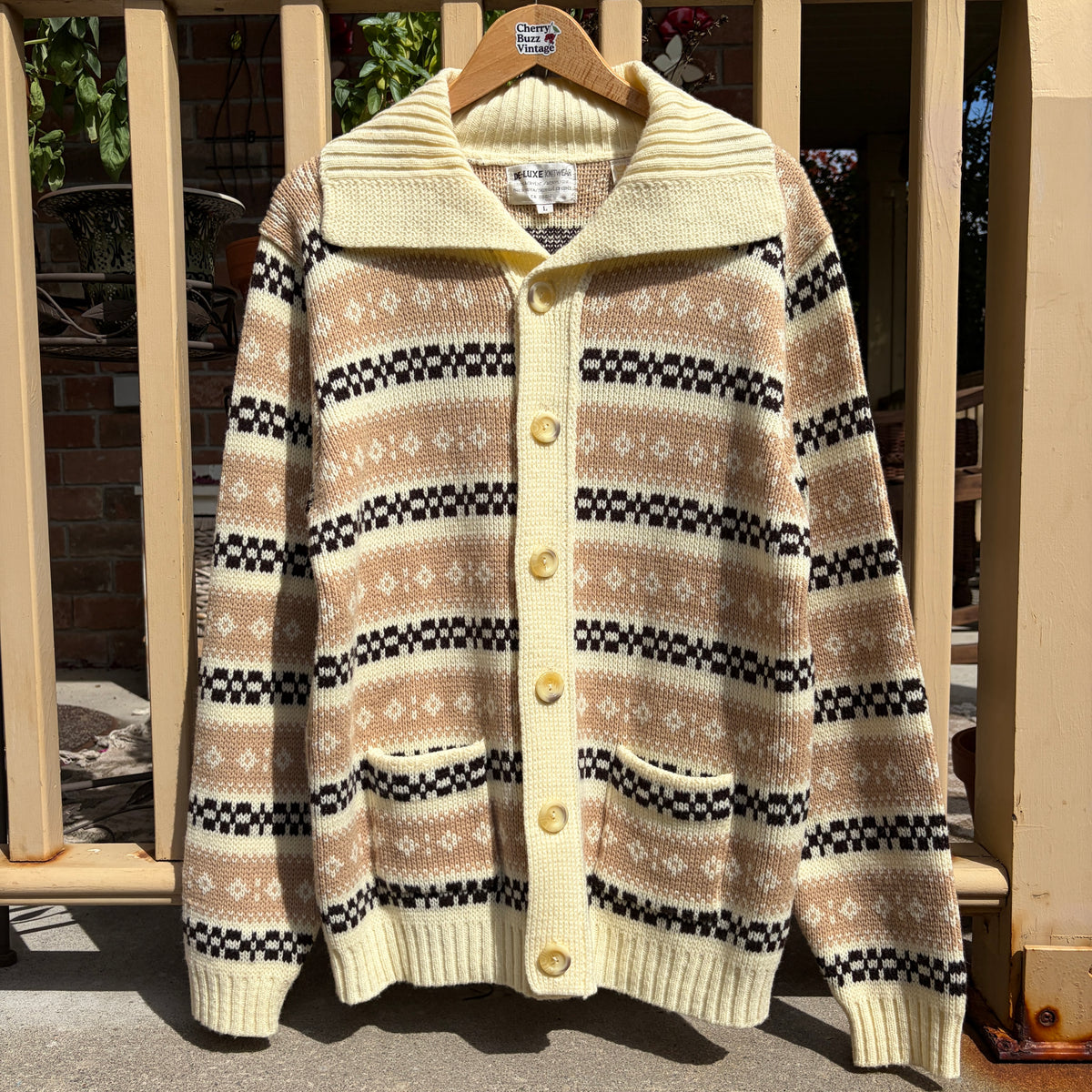 Deluxe Knitwear Knit Cardigan, L