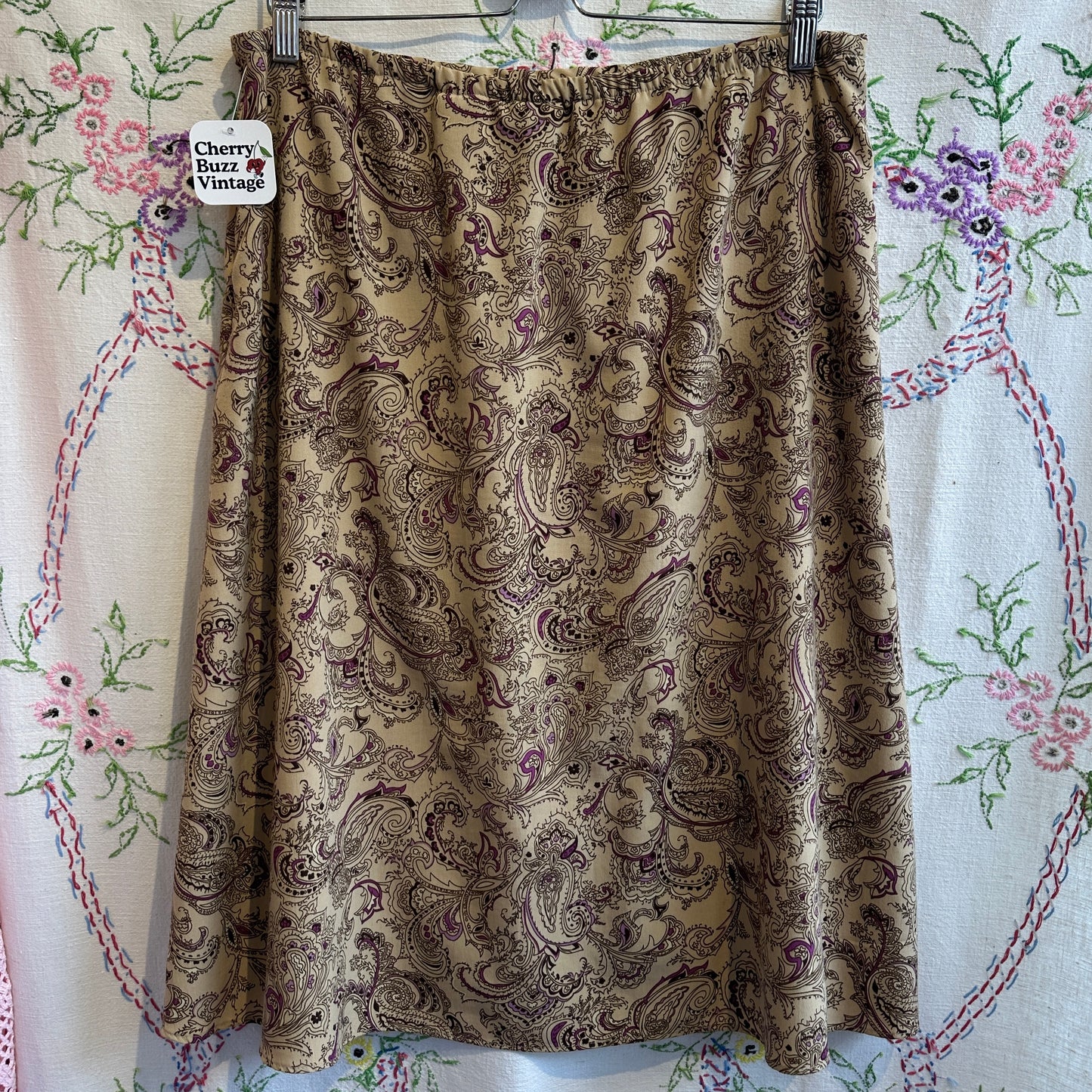 Beige and Purple Paisley Skirt, 34"