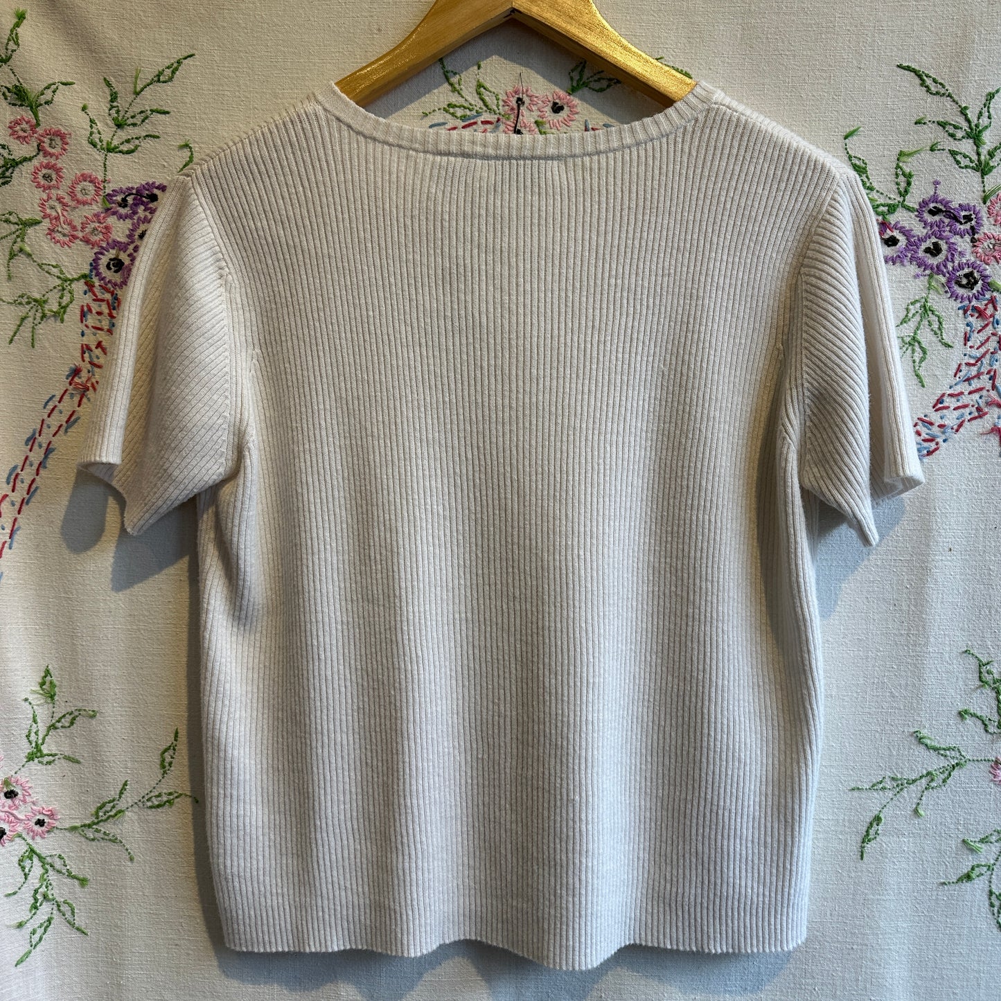 White Short Sleeve Cotton Button Up, M