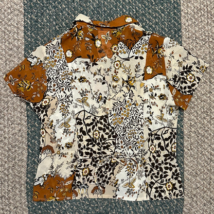 Earthy Floral Short Sleeve Button Up, M
