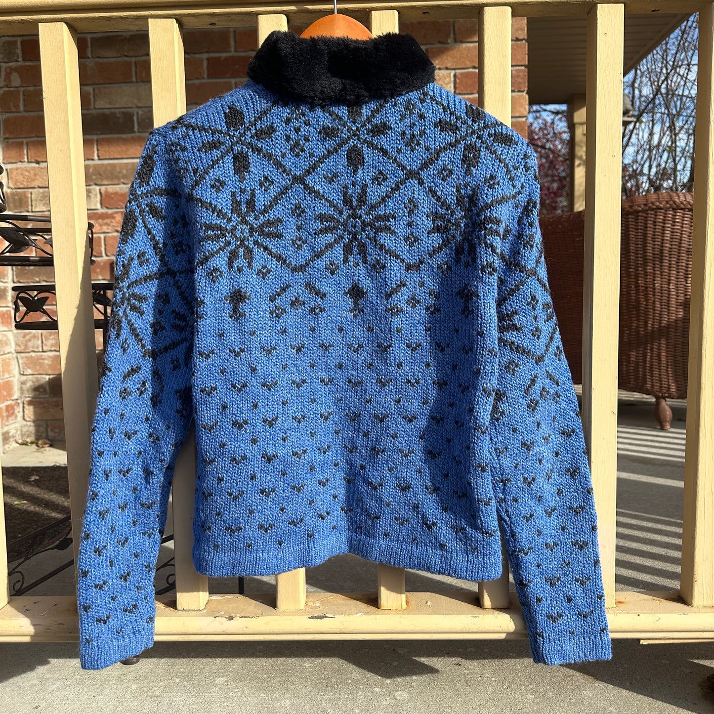 Blue Knit Zip-Up with Faux Fur Collar, L