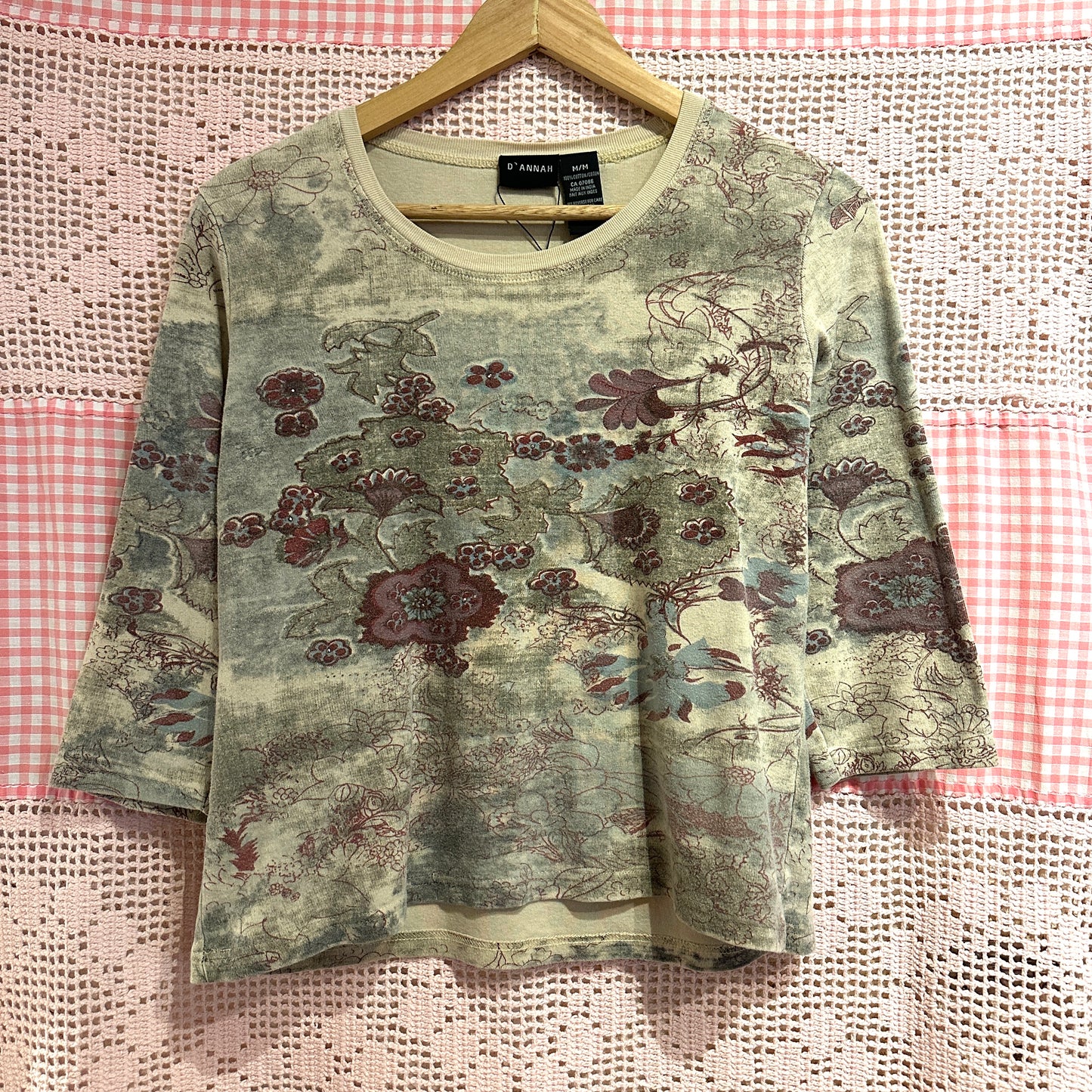 D'Annah Floral 3/4 Top, M