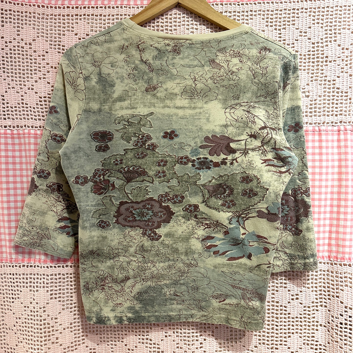 D'Annah Floral 3/4 Top, M