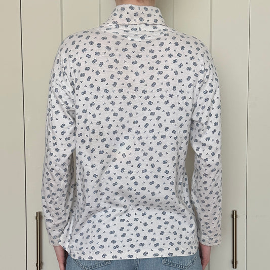 Cambridge Sports Club White Paisley Turtle Neck, L