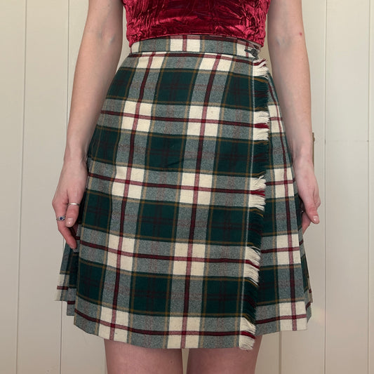 Highland Queen Green and Cream Plaid Kilt, XS