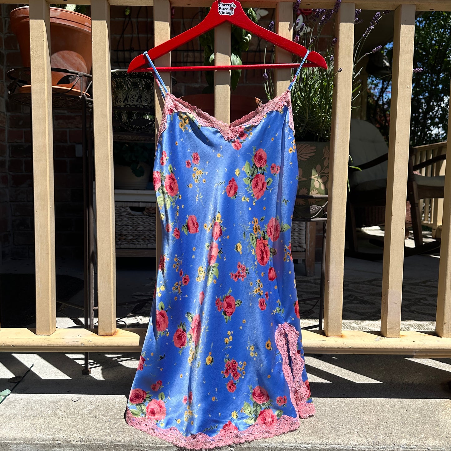 Floral Sky Blue Slip, M