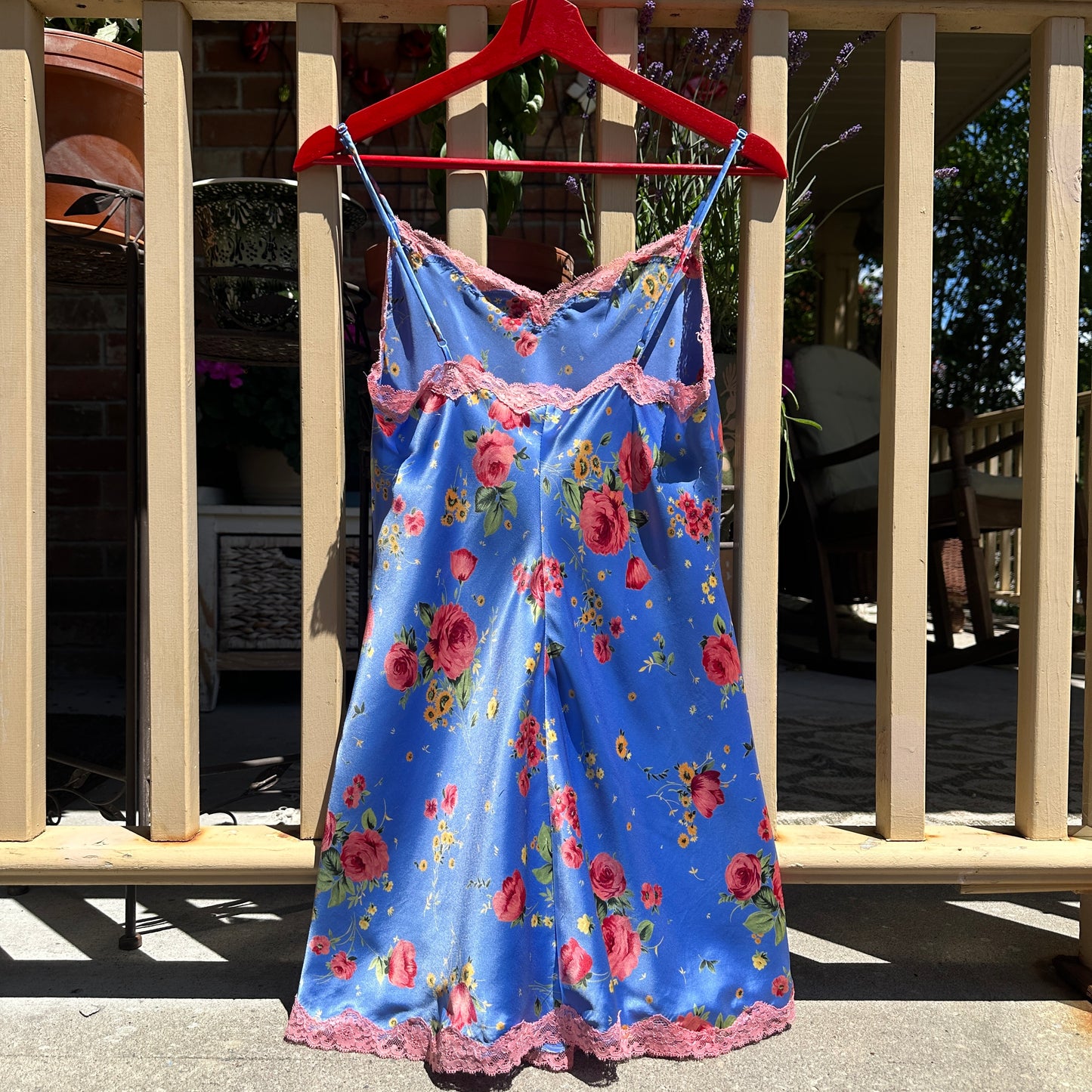 Floral Sky Blue Slip, M