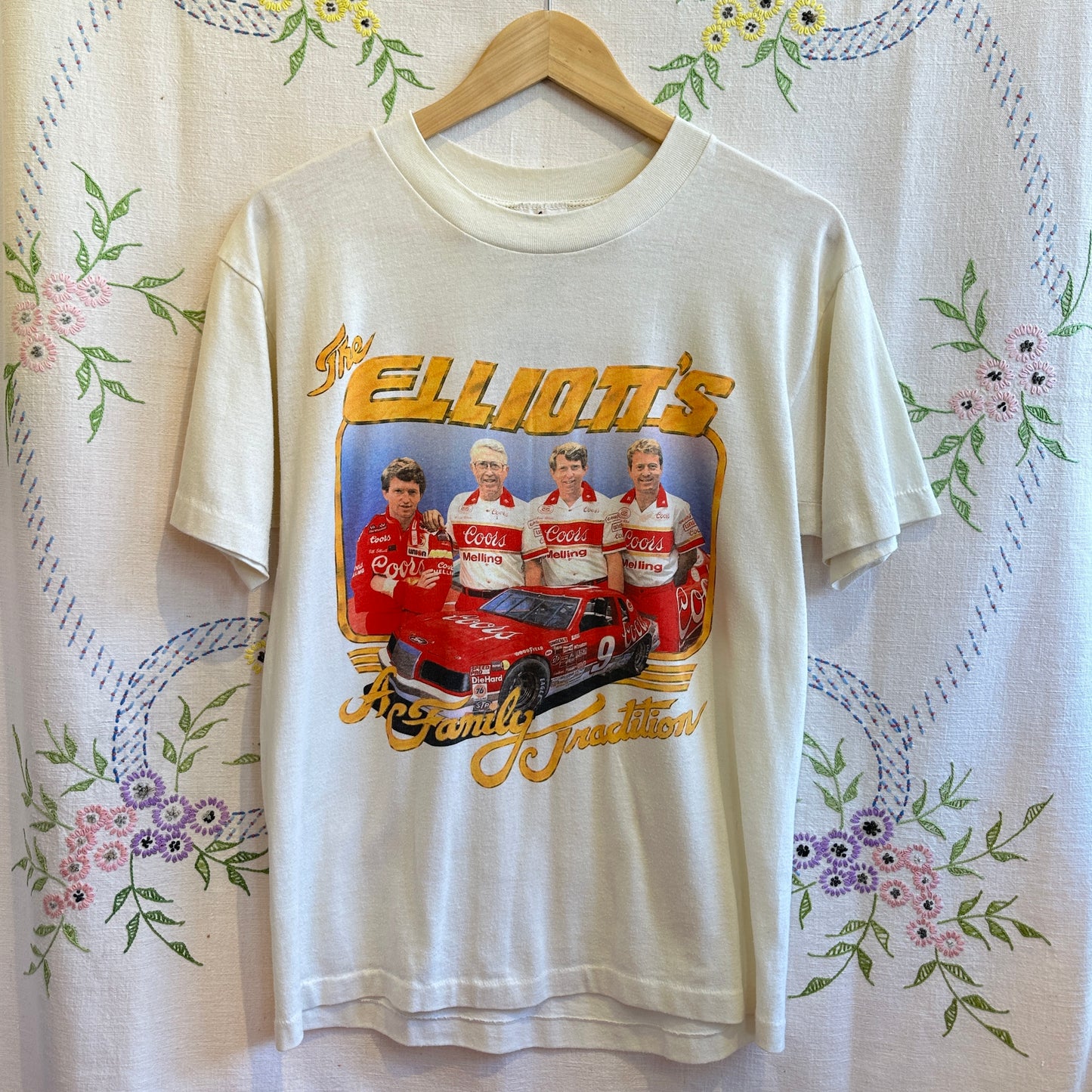 The Elliott's, a Family Tradition Graphic T, L