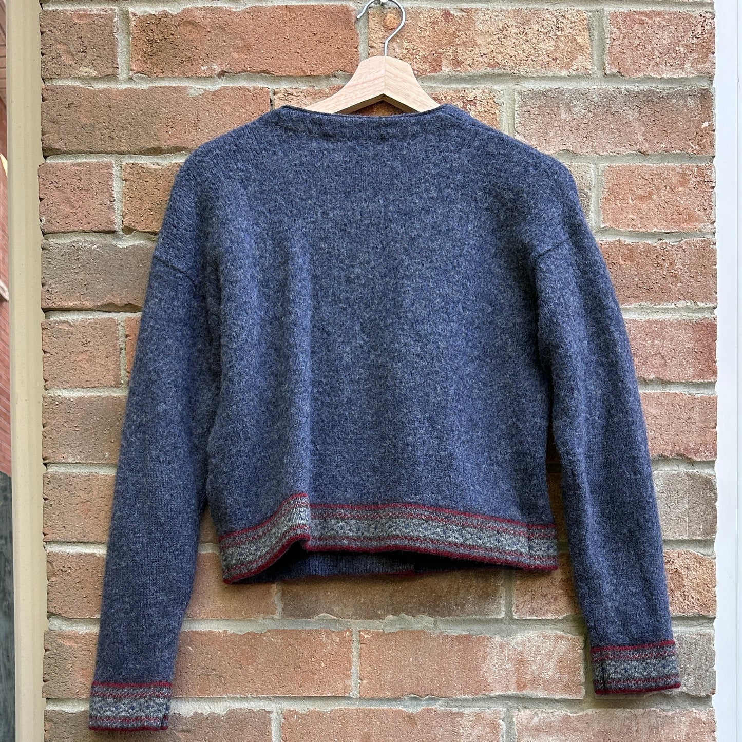 Shetland Wool Navy Blue Cardigan, M