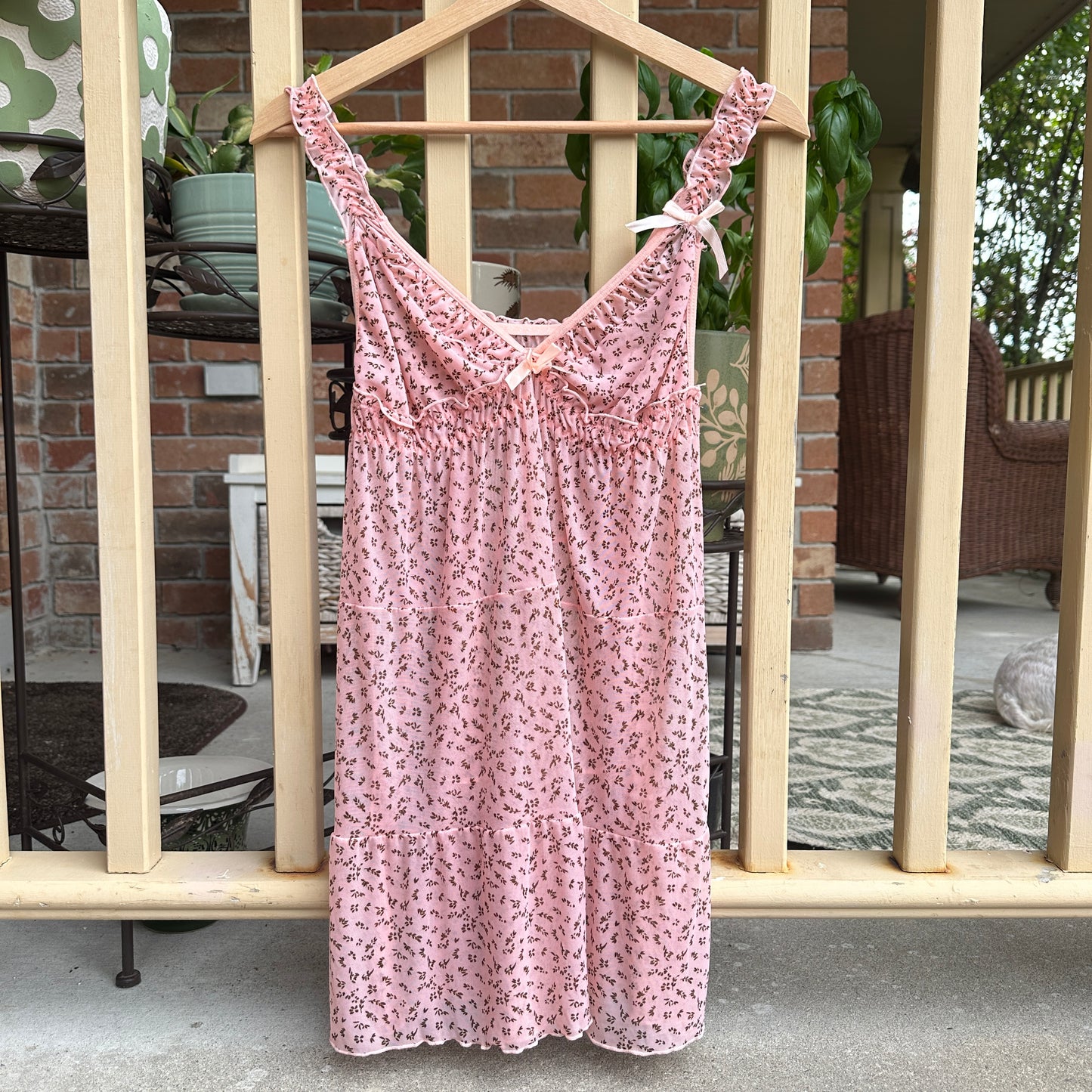 Pink Floral Sheer Short Night Gown, S
