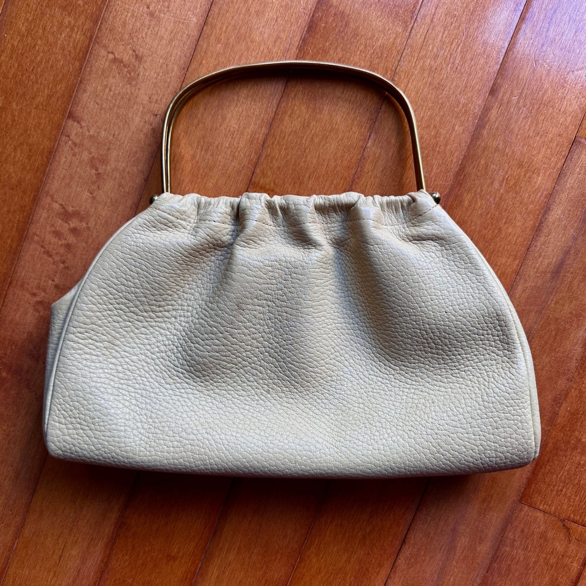 Vintage Beige Leather Purse, 1970s - Purse - Cherry Buzz