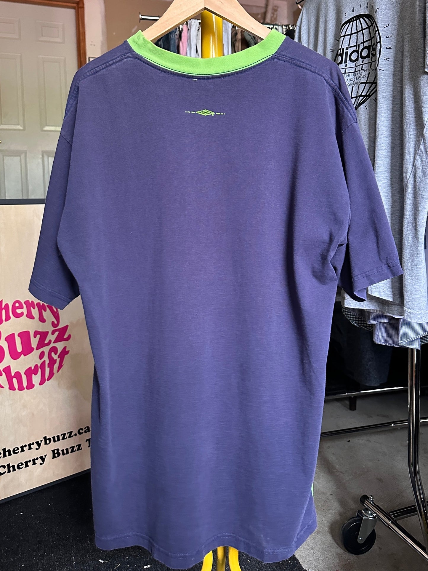 Umbro T-Shirt, XL - Shirt - Cherry Buzz